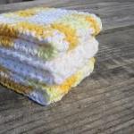 Yellow/White Dish Cloth Set..